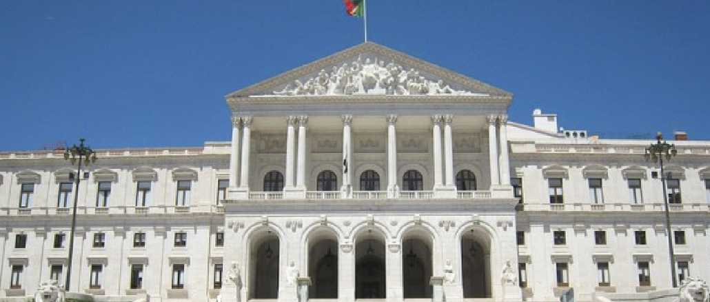 Partido da Terra - MPT repudia deslocação de Lula da  Silva à Assembleia da República no 25 de Abril